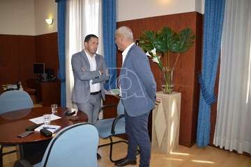 Visita del senador socialista Ramón Morales a Telde (Foto TA)